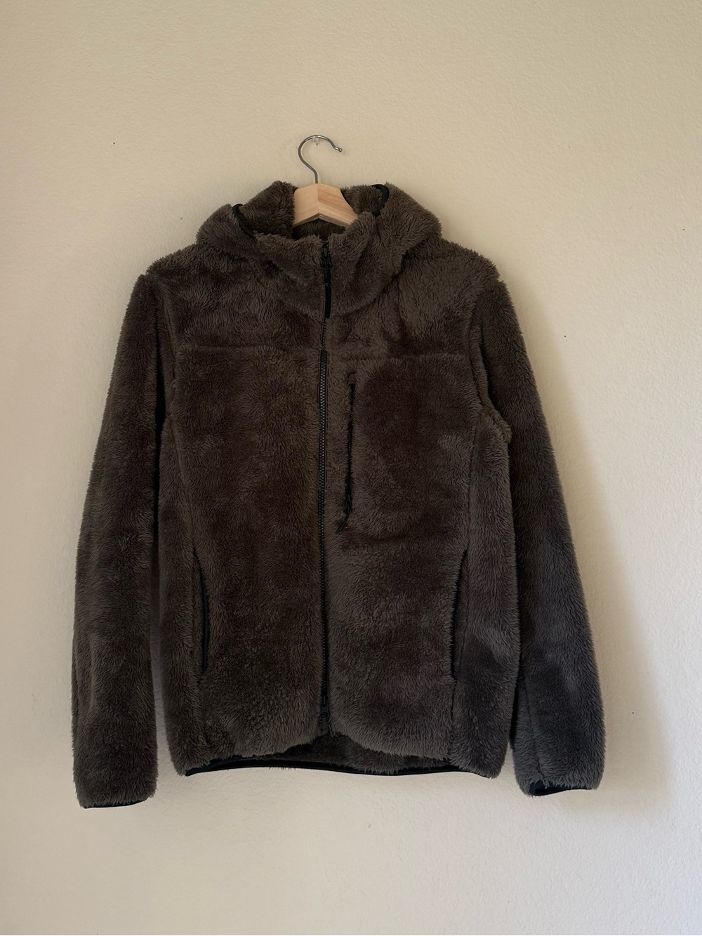 Uniqlo Fluffy Fleece Full Zip Hoodie Jacket Taupe Gray XXS